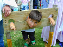 Ian in lockup.JPG (115298 bytes)