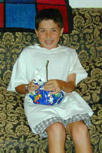 Ian present.JPG (156040 bytes)