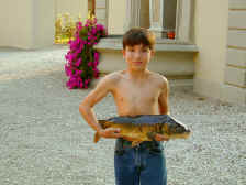 Ian's fish.jpg (866531 bytes)