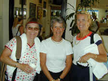 Pam_and_ladies.jpg (122084 bytes)