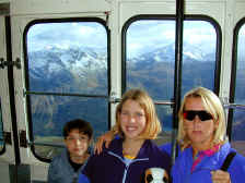 down the tram.JPG (126647 bytes)