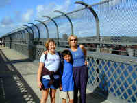 on the bridge.JPG (115563 bytes)