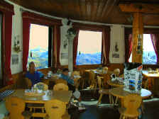 restaurant Piz Nair.JPG (129004 bytes)