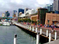 shops Darling Harbour.JPG (107087 bytes)