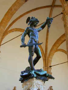 statue.jpg (707522 bytes)